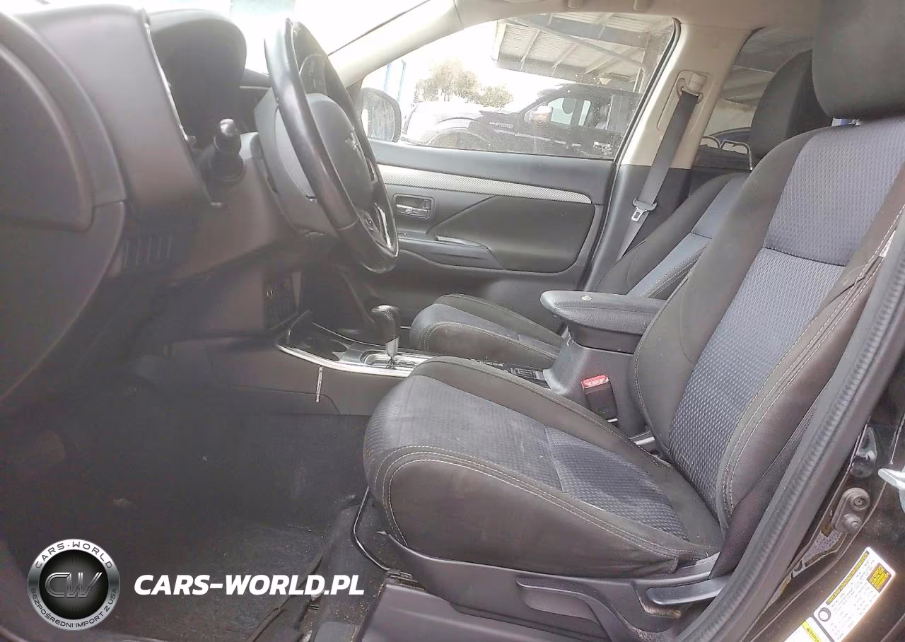 2018 Mitsubishi Outlander Se VIN:JA4AZ3A3XJZ043028 - 7