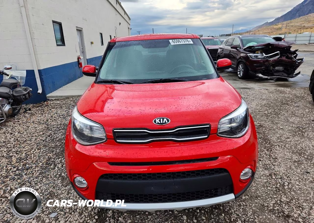 2017 Kia Soul + VIN:KNDJP3A58H7465365 - 5