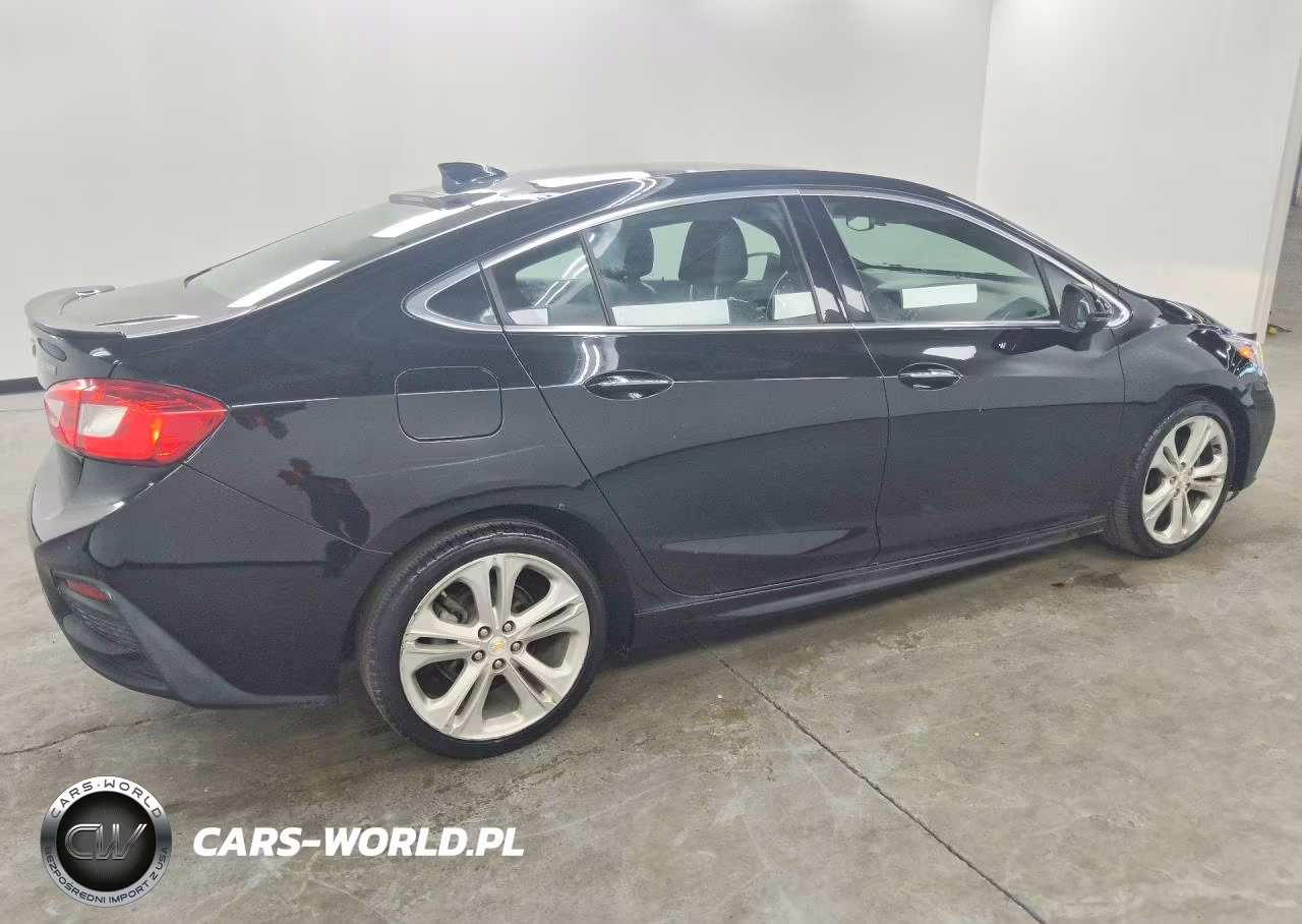 2016 Chevrolet Cruze Premier VIN:1G1BG5SM6G7239824 - 3