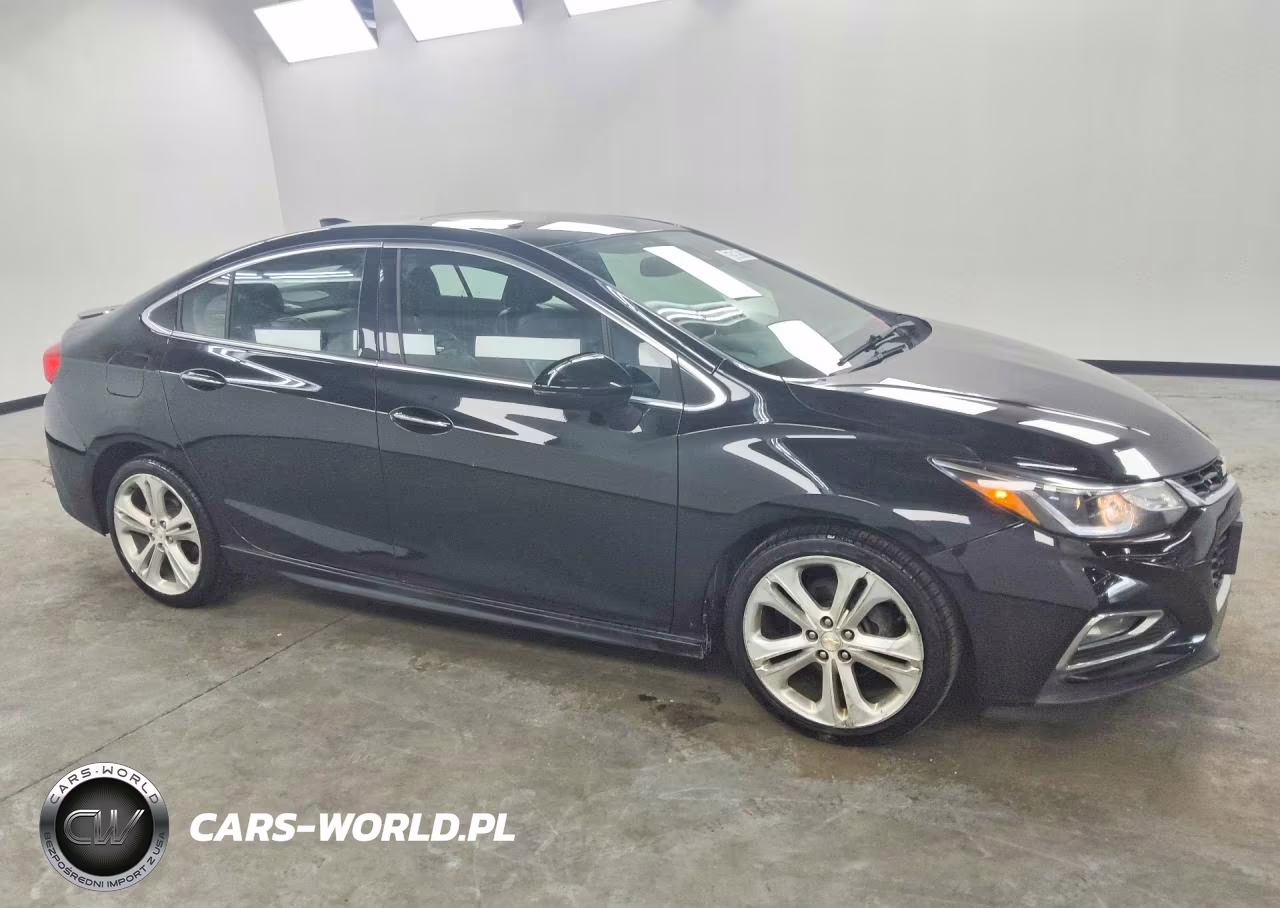 2016 Chevrolet Cruze Premier VIN:1G1BG5SM6G7239824 - 4
