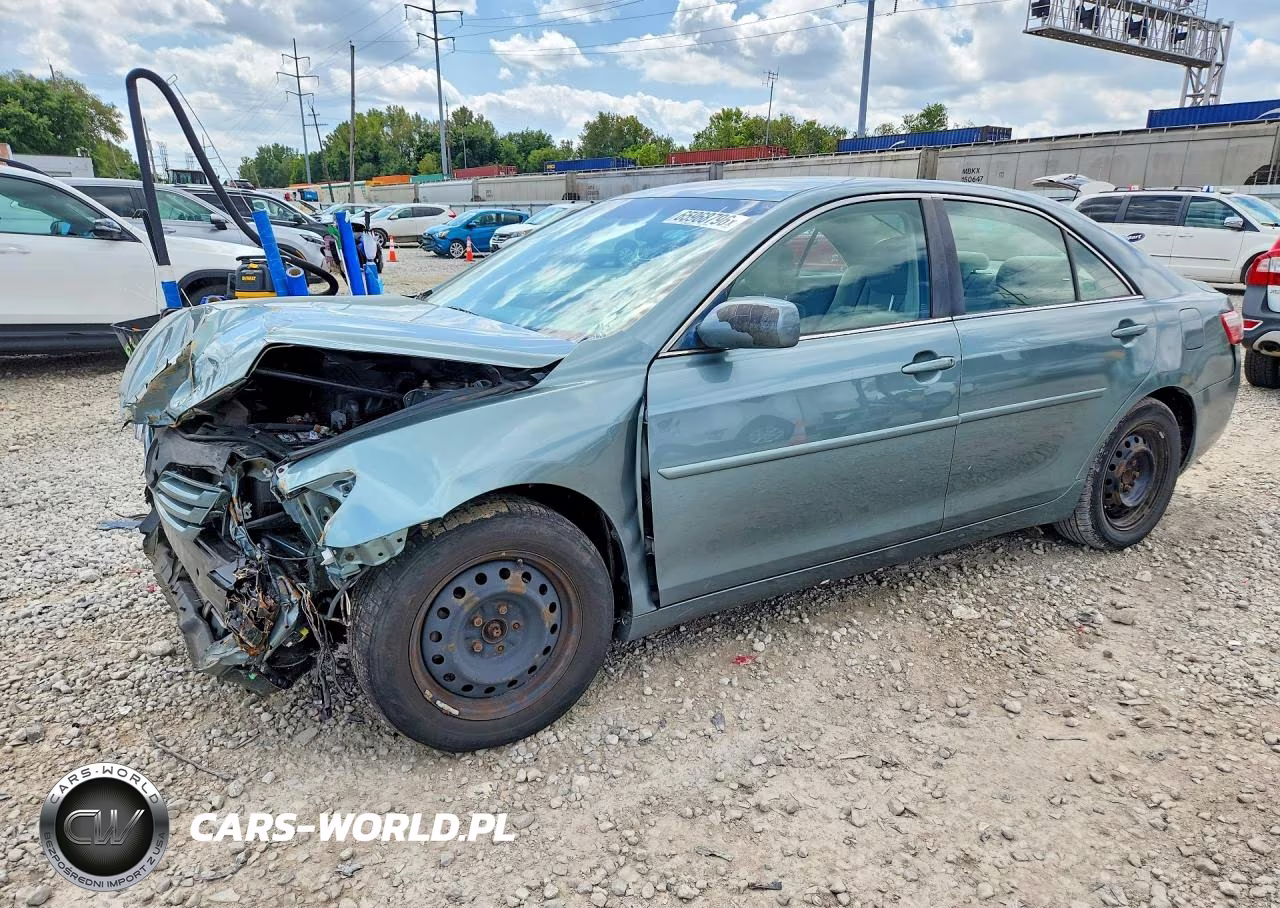 2009 Toyota Camry Le – zdjęcie 1 z 12