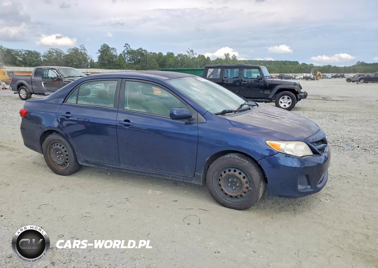 2012 Toyota Corolla Le VIN:2T1BU4EE8CC786214 - 4