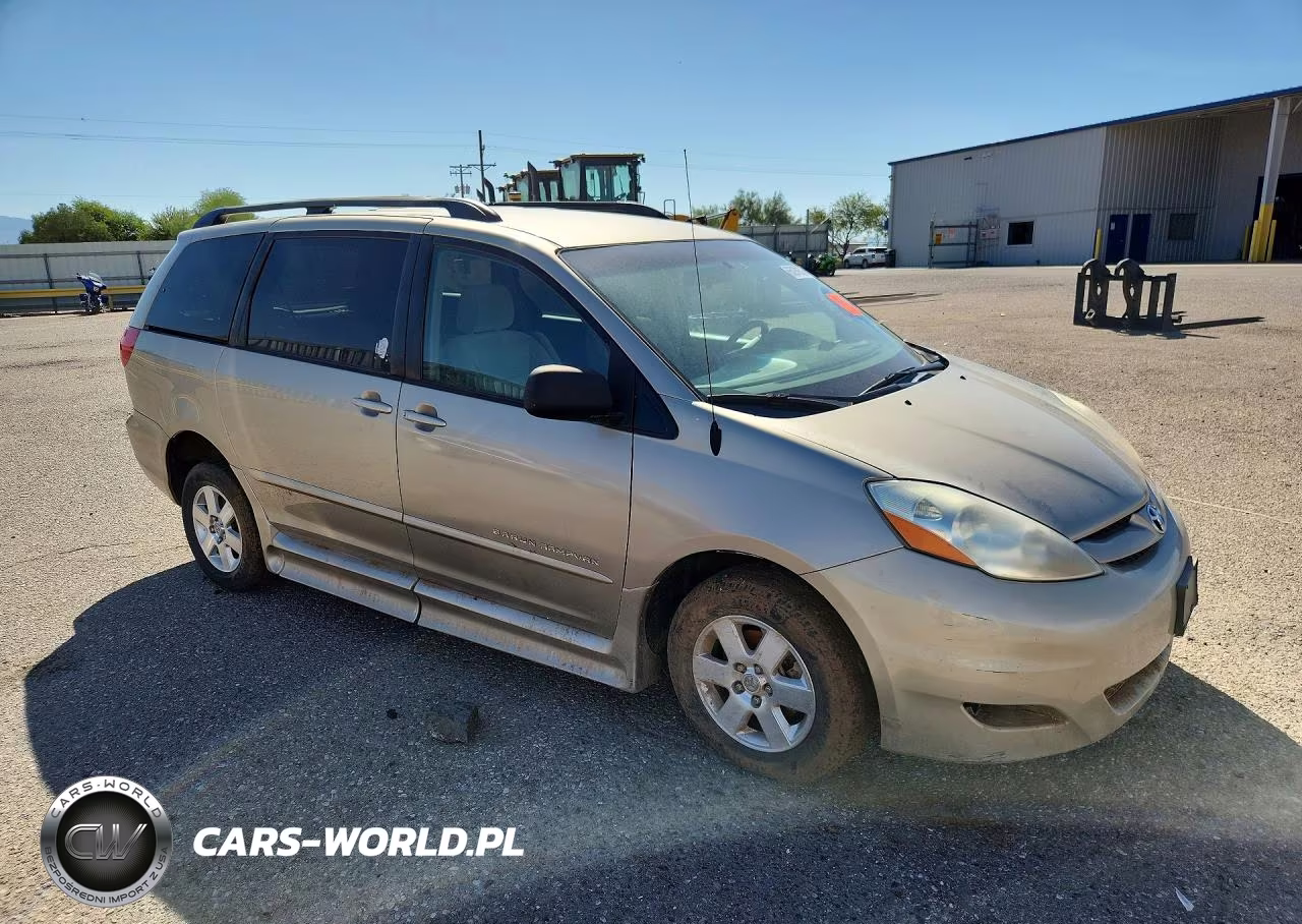 2007 Toyota Sienna Le 8-Passenger VIN:5TDZK23C87S092873 - 4