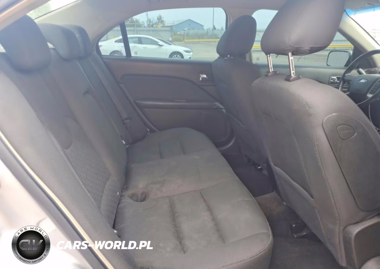 2010 Ford Fusion Se VIN:3FAHP0HG1AR311895 - 10