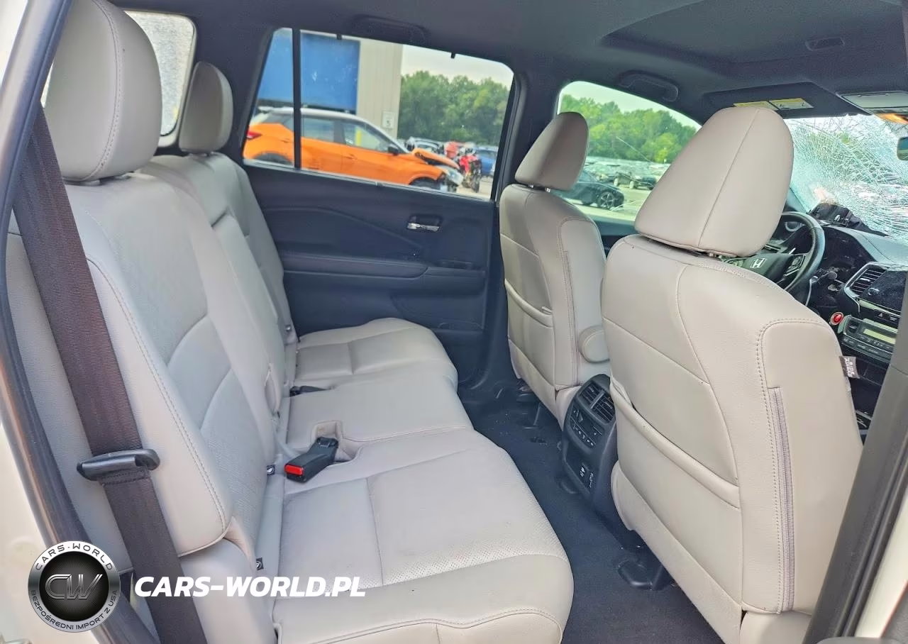 2019 Honda Passport Elite VIN:5FNYF8H08KB001115 - 11