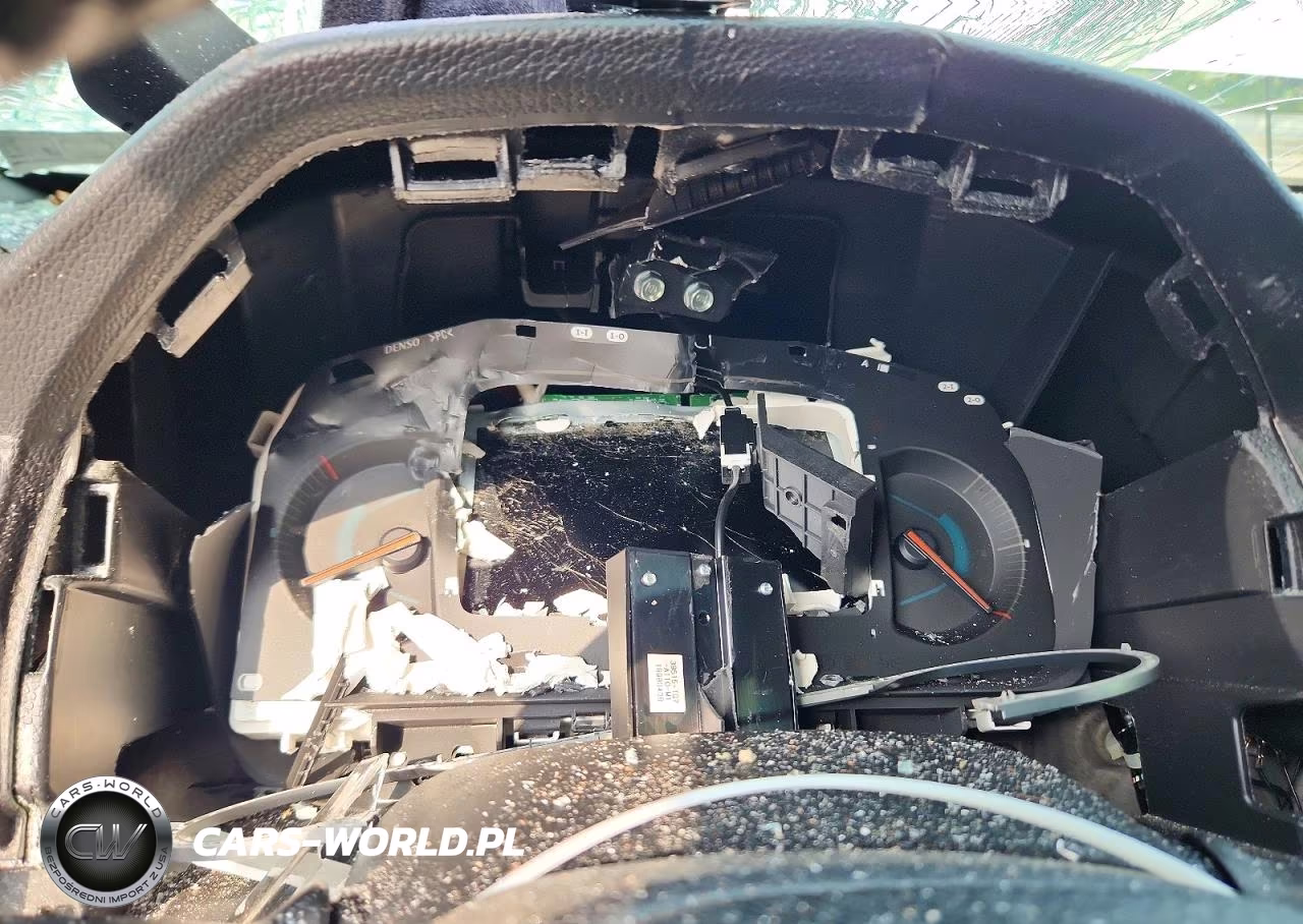 2019 Honda Passport Elite VIN:5FNYF8H08KB001115 - 9