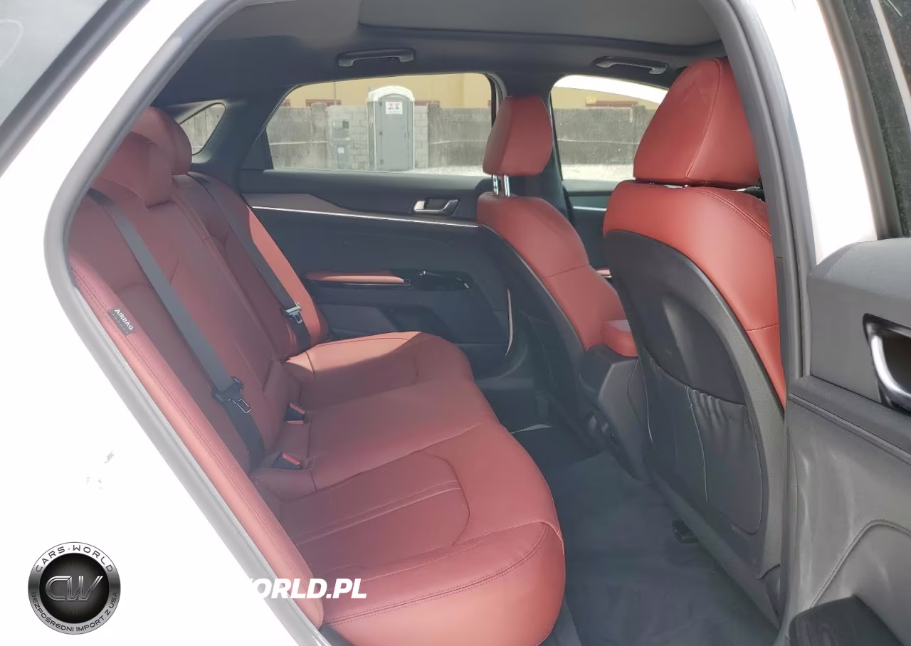 2025 Kia K5 Gt Line VIN:KNAG64J77S5317146 - 10