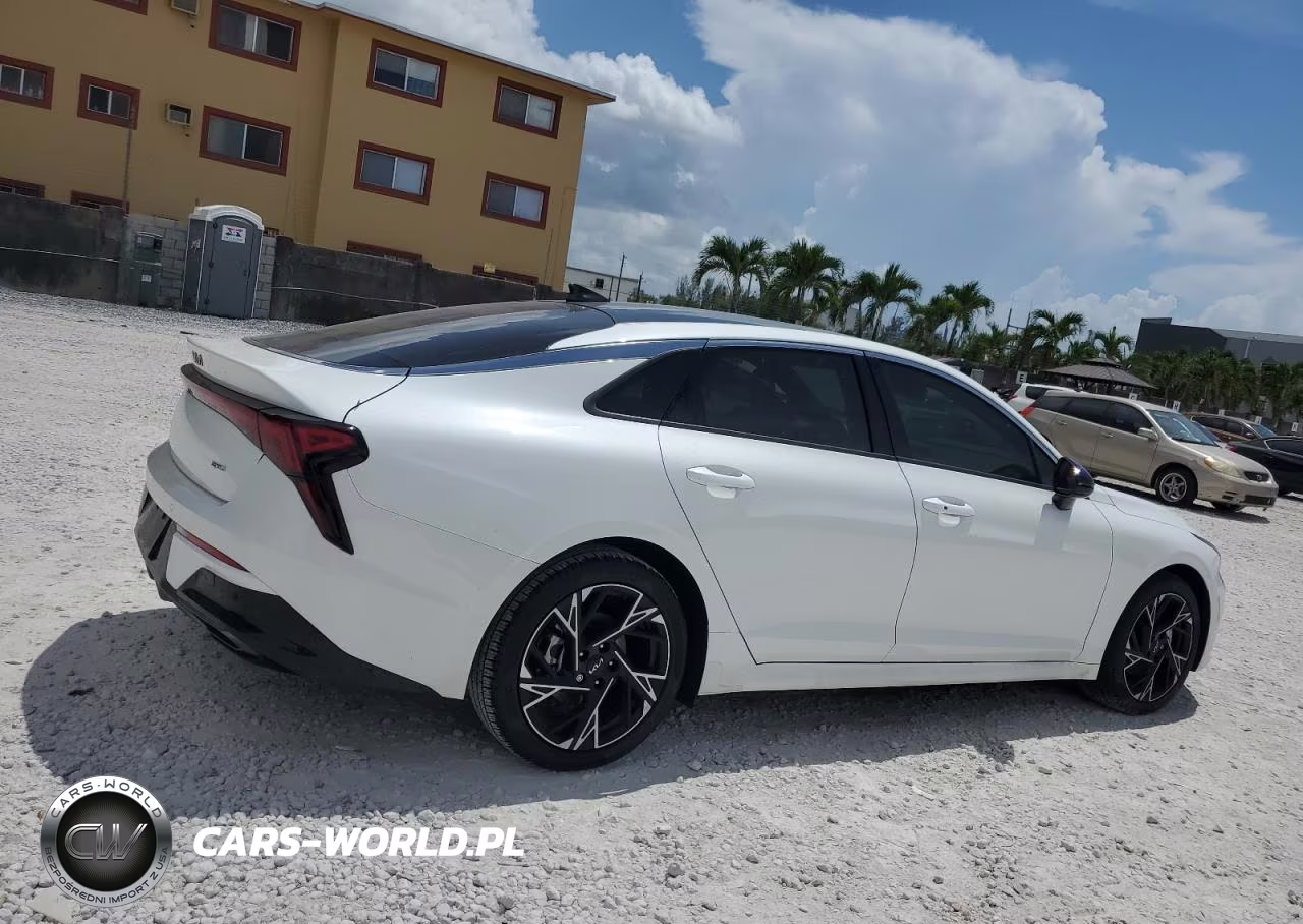 2025 Kia K5 Gt Line VIN:KNAG64J77S5317146 - 3