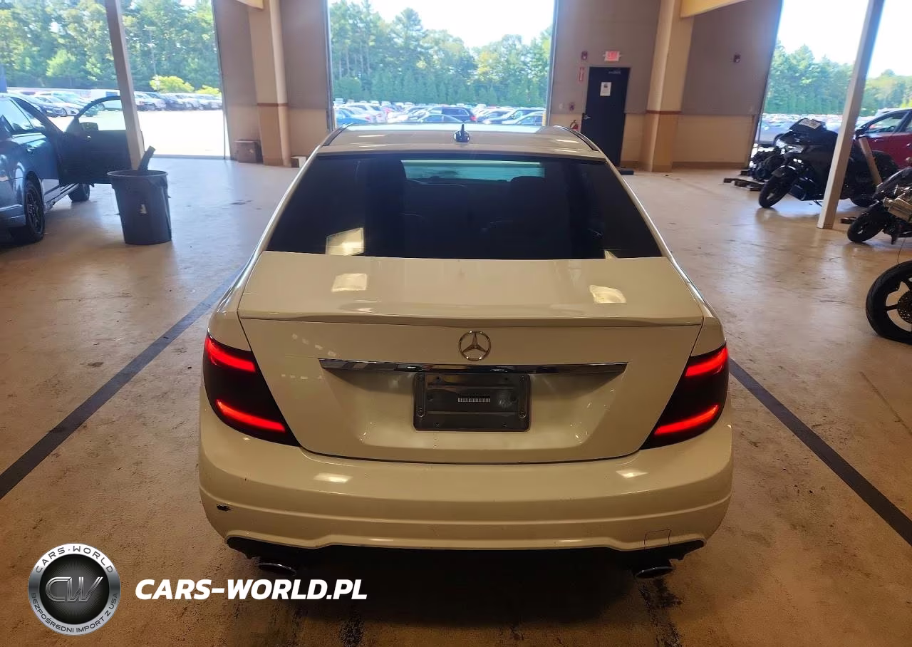 2013 Mercedes-Benz C 300 4Matic VIN:WDDGF8AB9DG108518 - 6