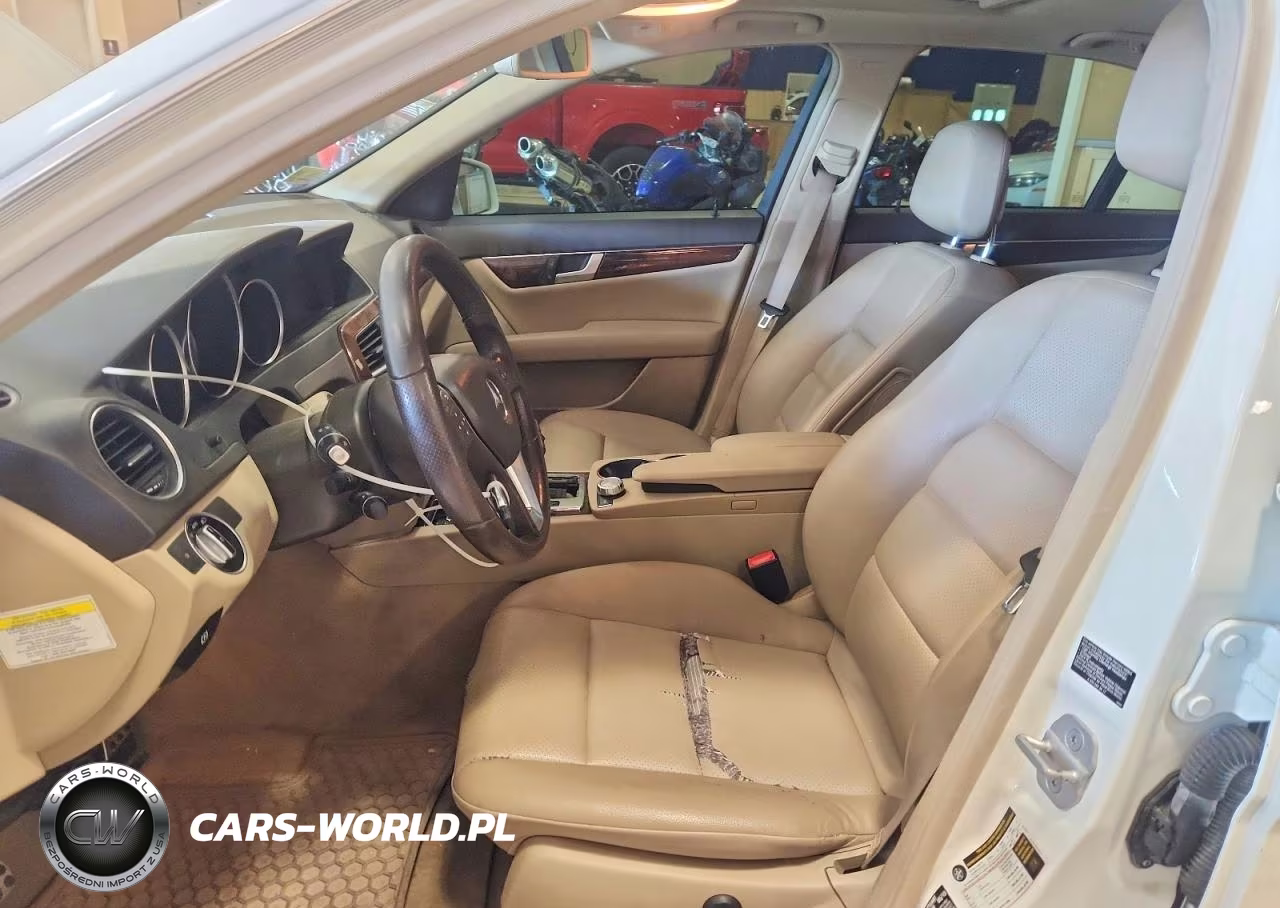 2013 Mercedes-Benz C 300 4Matic VIN:WDDGF8AB9DG108518 - 7
