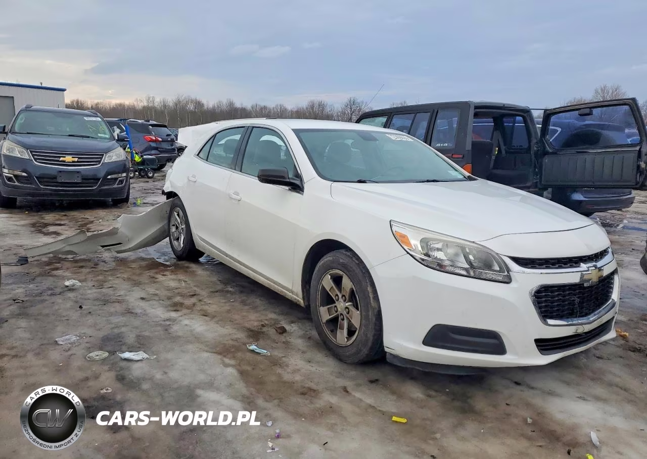 2014 Chevrolet Malibu Ls VIN:1G11B5SL5EF240483 - 4