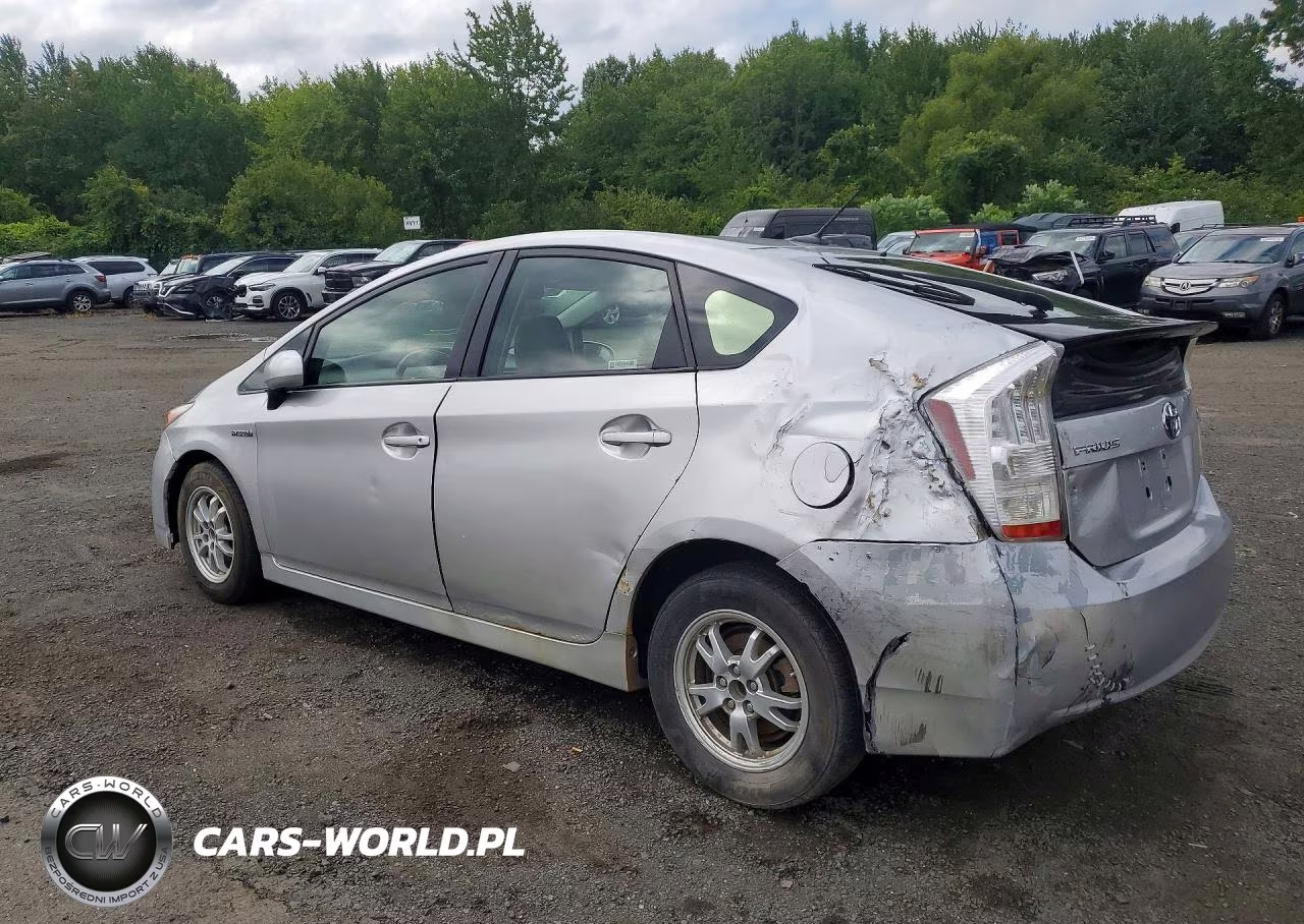 2011 Toyota Prius Two VIN:JTDKN3DU9B5327222 - 2