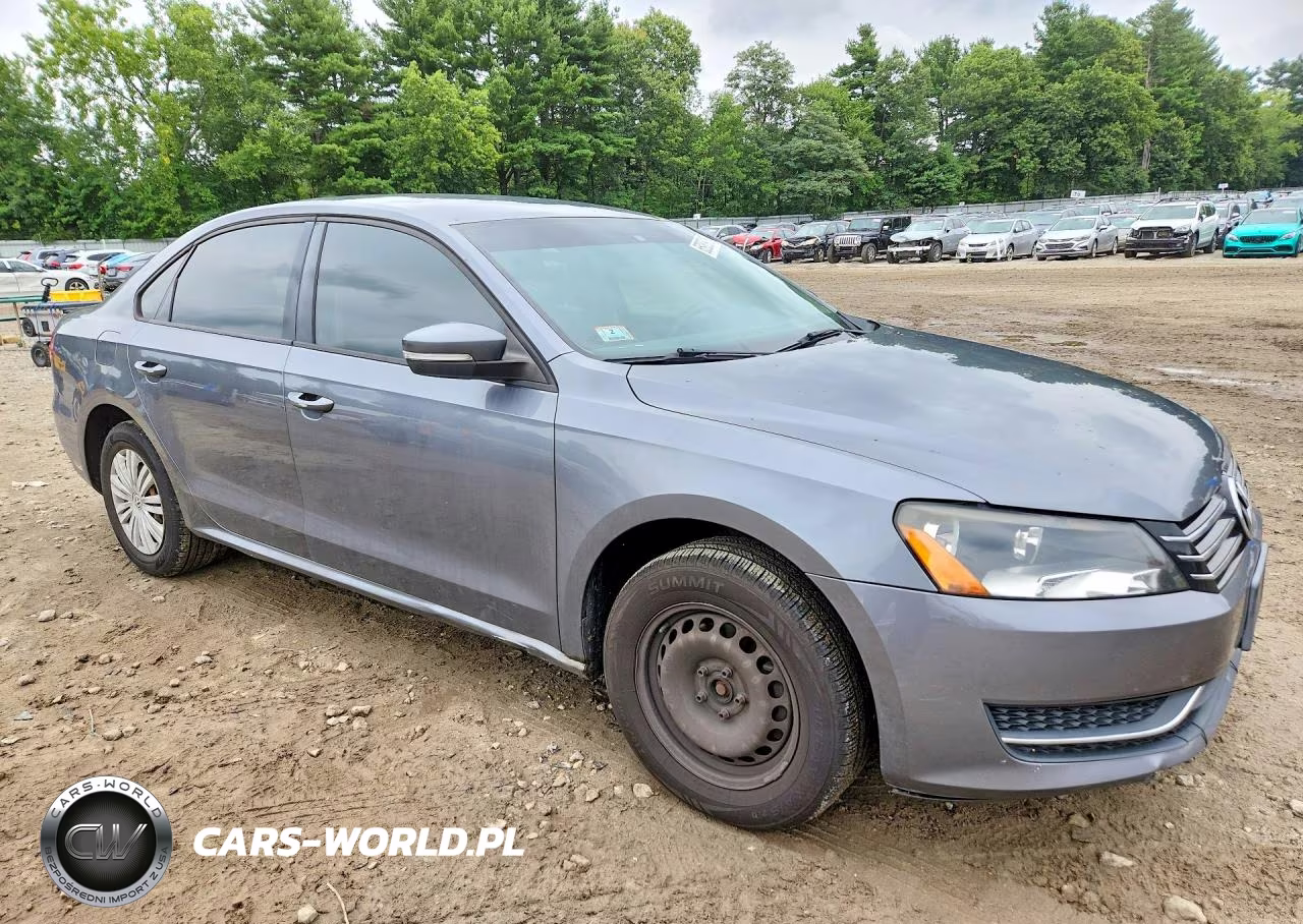 2014 Volkswagen Passat S VIN:1VWAT7A39EC049343 - 4