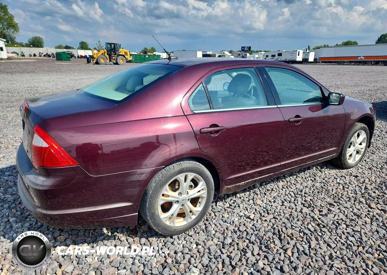 2012 Ford Fusion Se VIN:3FAHP0HA1CR249431 - 3