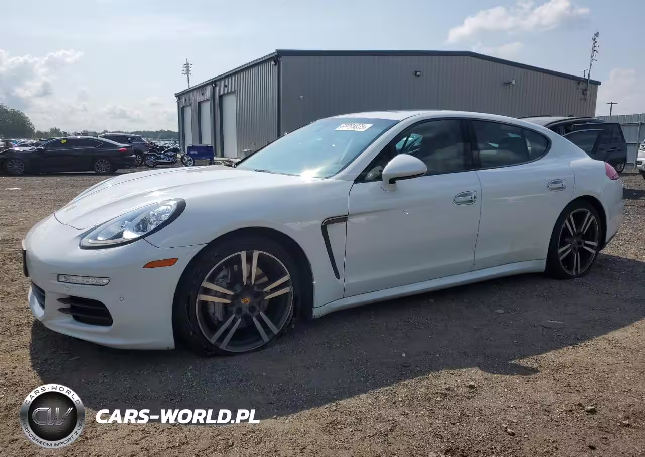 PORSCHE