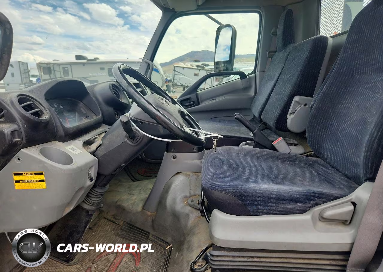 2018 Hino Truck VIN:JHHYDM1H4JK005840 - 7