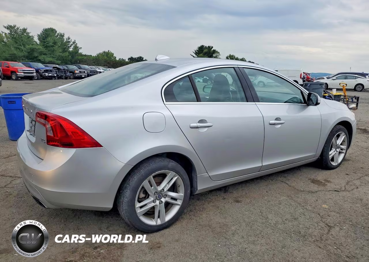 2014 Volvo S60 T5 VIN:YV1612FS9E2290949 - 3