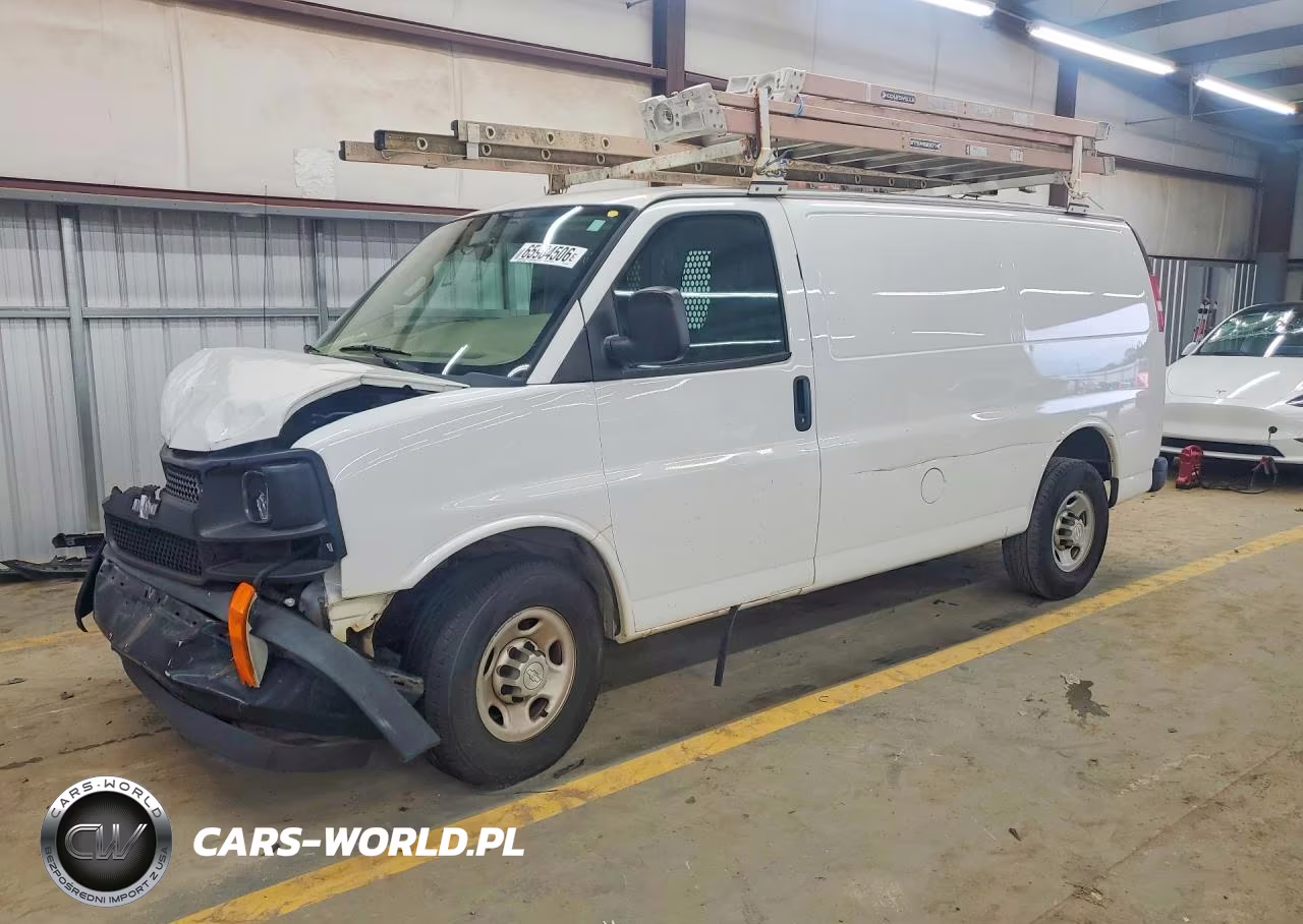 2017 Chevrolet Express G2500 VIN:1GCWGAFF7H1165234 - 1