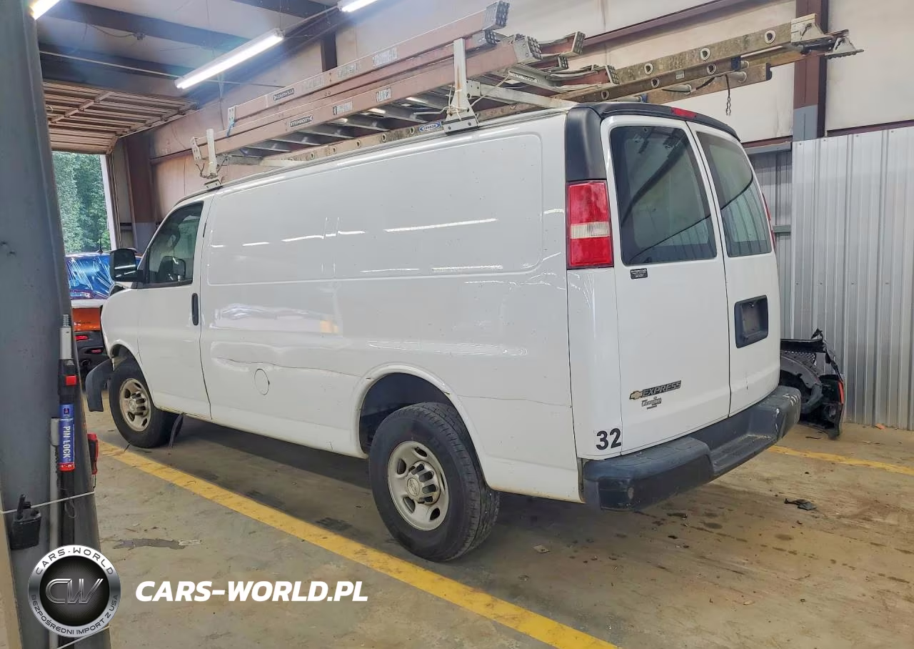 2017 Chevrolet Express G2500 VIN:1GCWGAFF7H1165234 - 2
