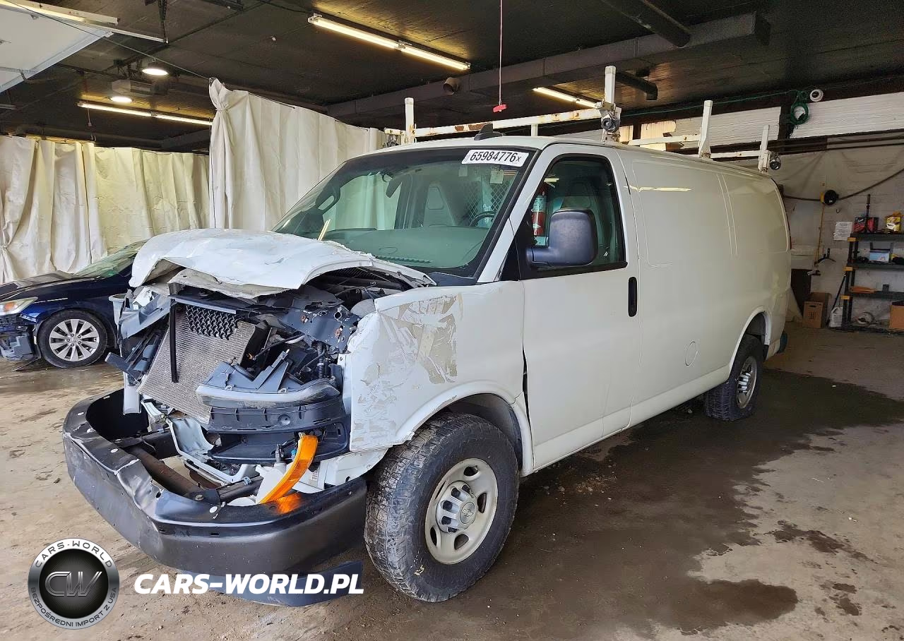 2020 Chevrolet Express G2500