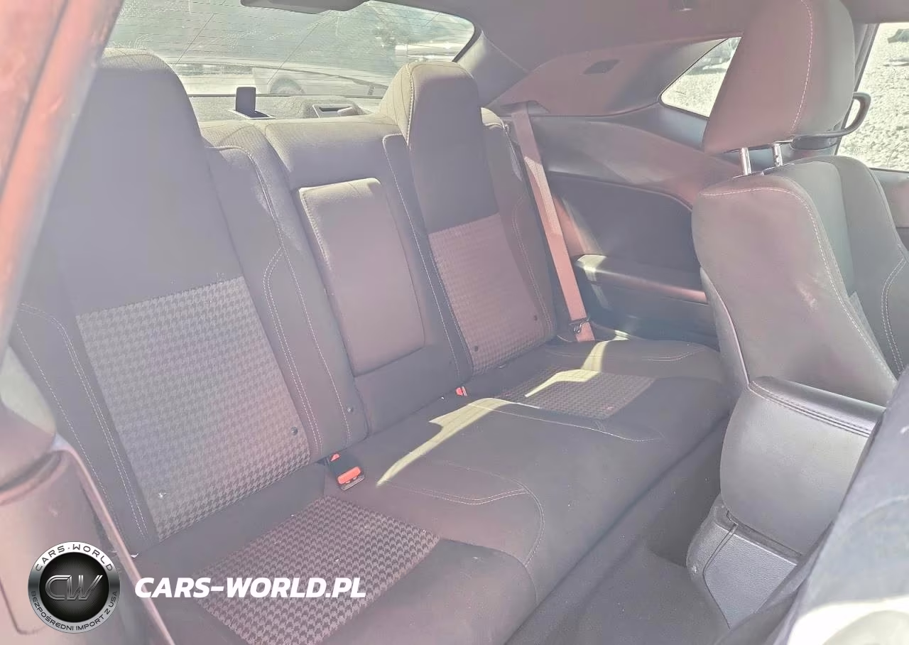 2019 Dodge Challenger Sxt VIN:2C3CDZAG7KH701753 - 10