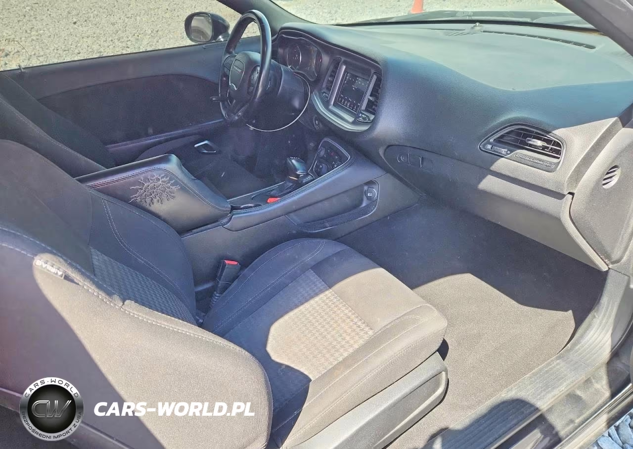 2019 Dodge Challenger Sxt VIN:2C3CDZAG7KH701753 - 8