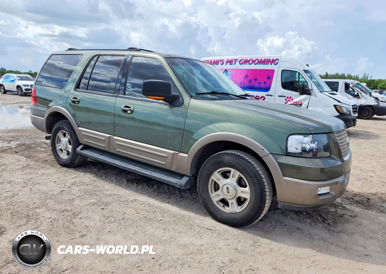2003 Ford Expedition Eddie Bauer VIN:1FMEU17W43LA38324 - 4