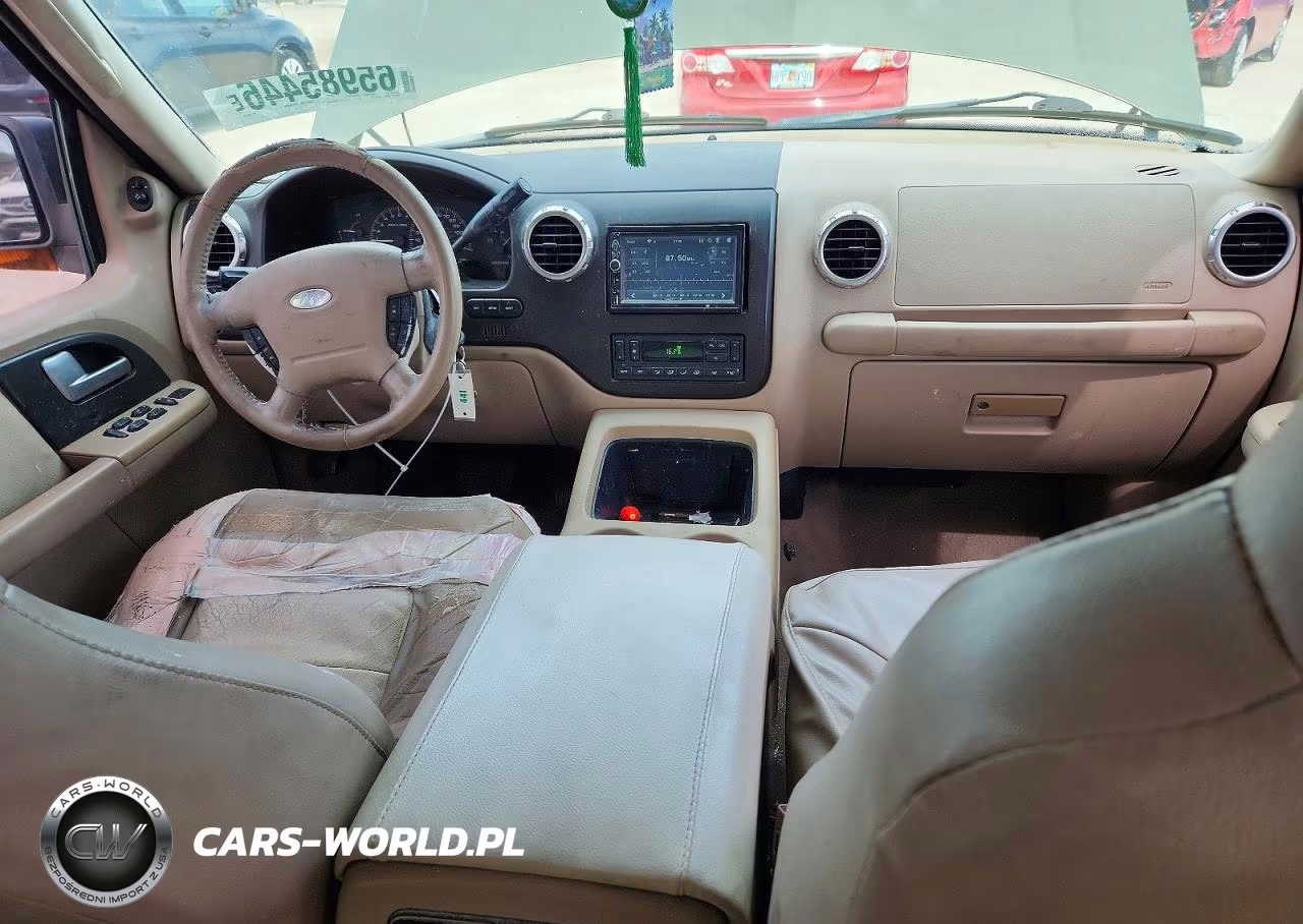 2003 Ford Expedition Eddie Bauer VIN:1FMEU17W43LA38324 - 8
