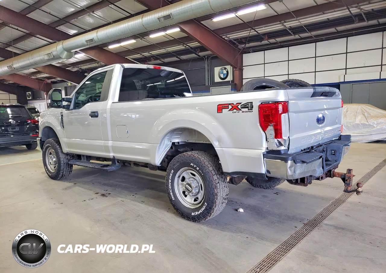 2017 Ford F350 VIN:1FTRF3B65HEF41567 - 2