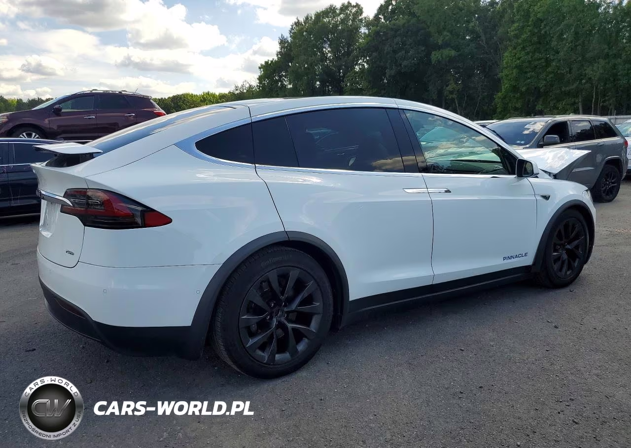 2016 Tesla Model X VIN:5YJXCBE21GF016554 - 3