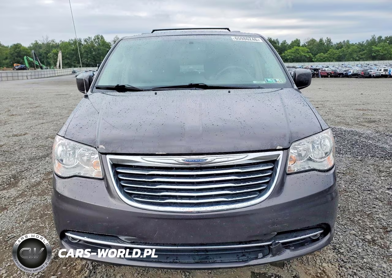 2016 Chrysler Town & Country Touring VIN:2C4RC1BG5GR149857 - 5