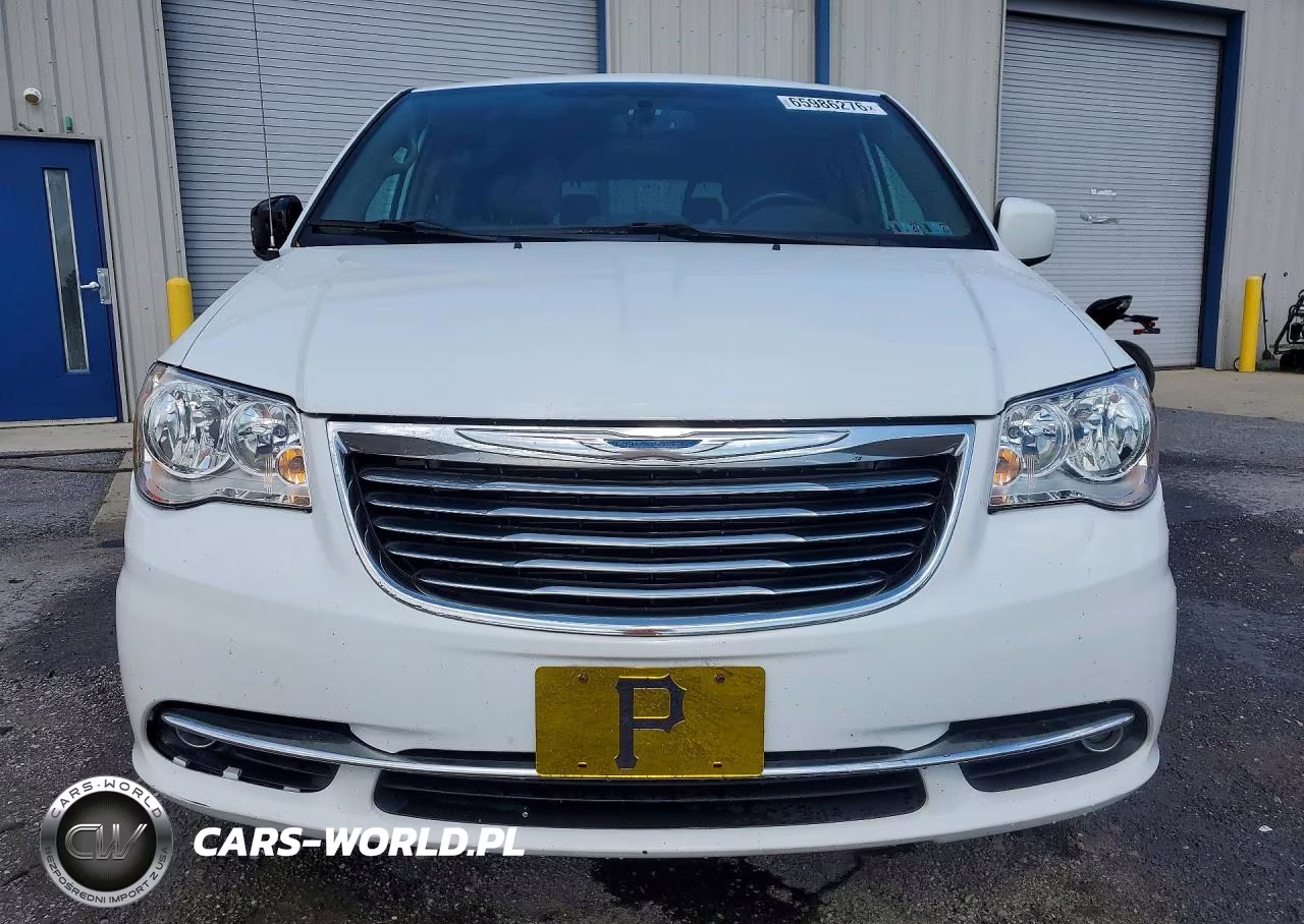2016 Chrysler Town & Country Touring VIN:2C4RC1BG8GR286954 - 5