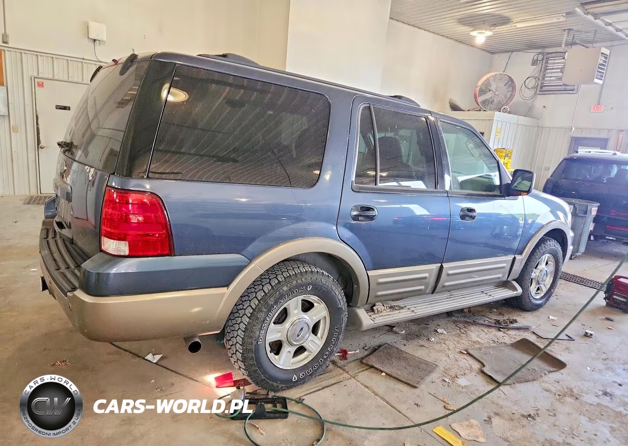 2004 Ford Expedition Eddie Bauer VIN:1FMPU18L84LA28104 - 3