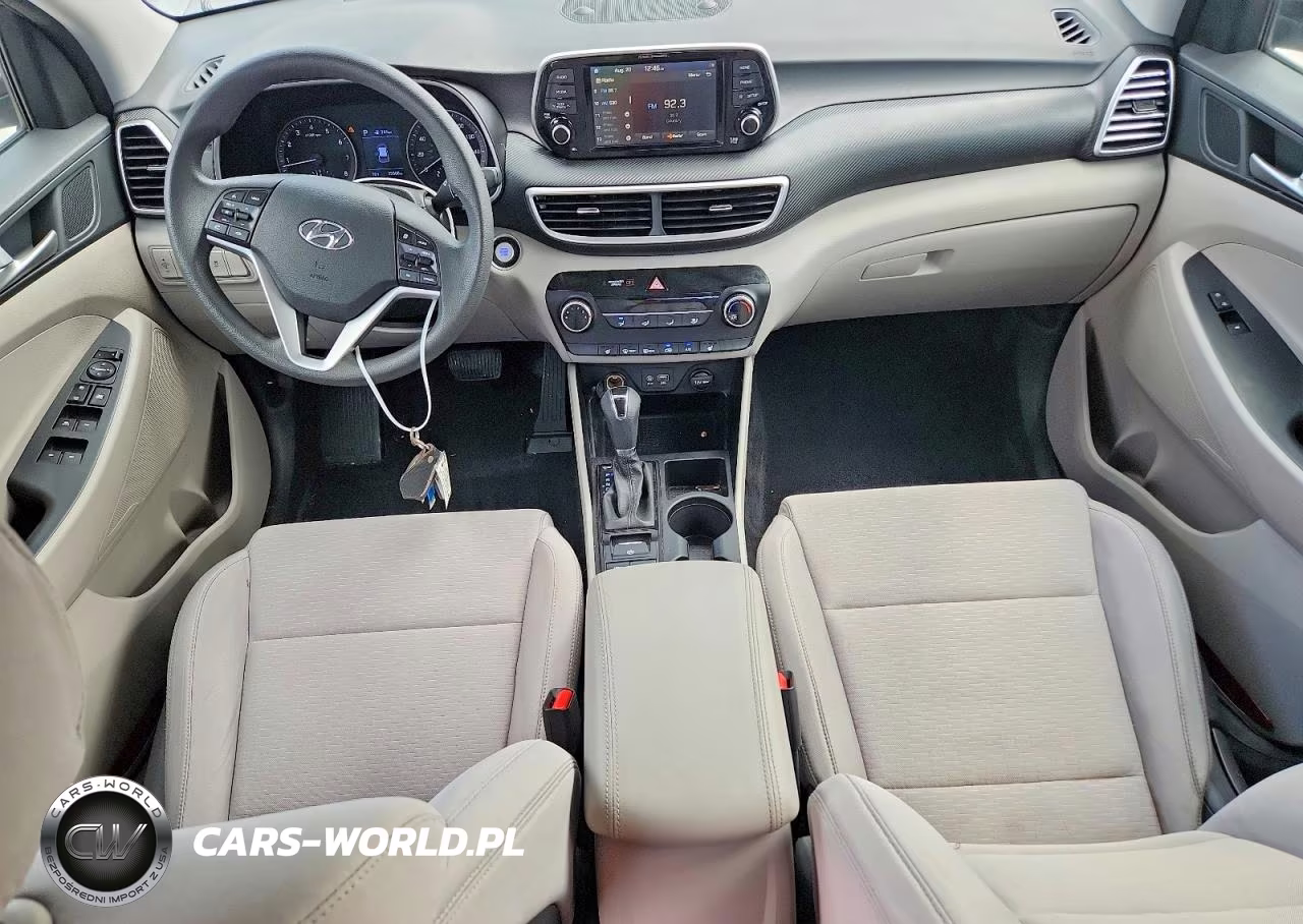 2020 Hyundai Tucson Value VIN:KM8J33A44LU110895 - 8