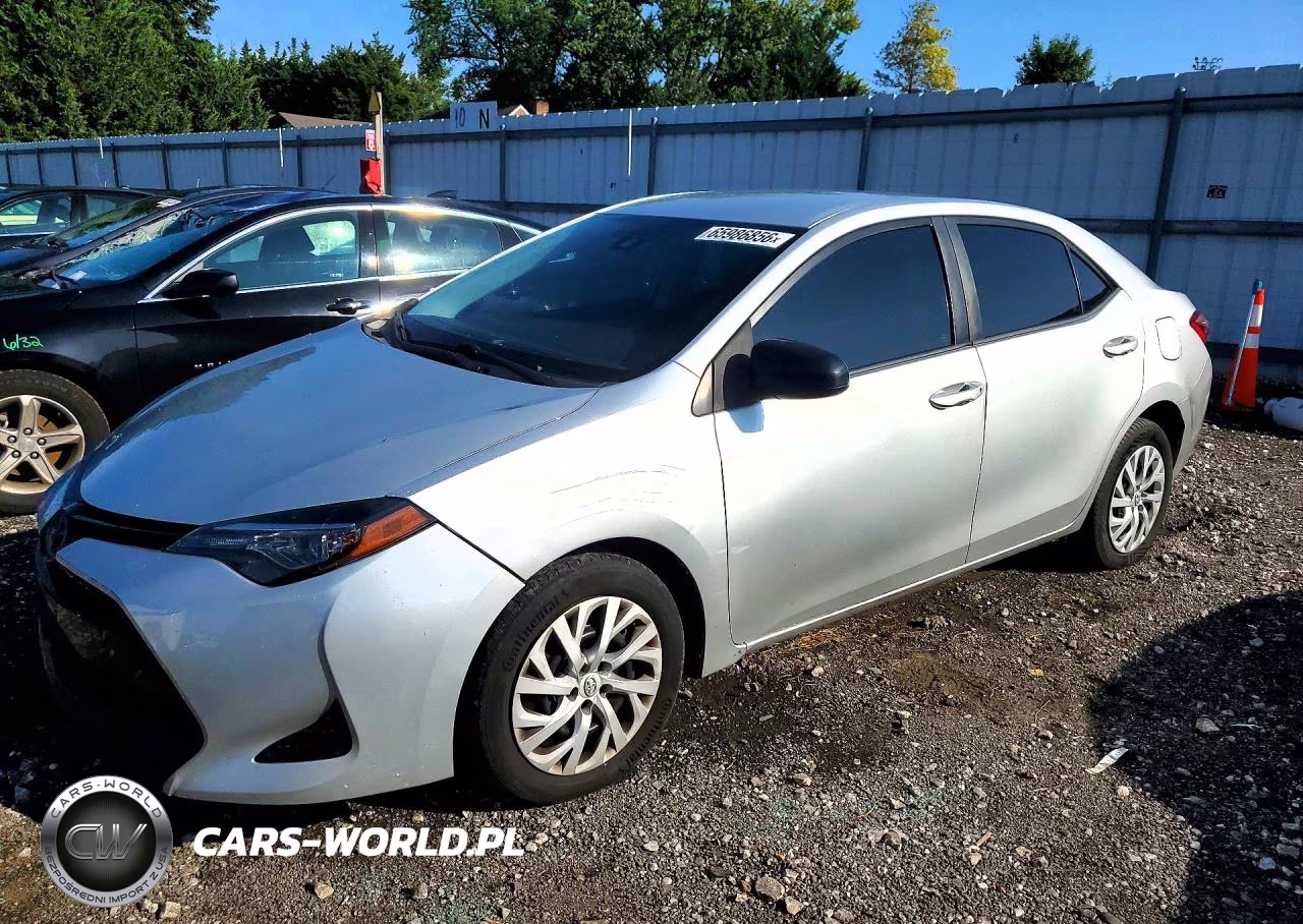 2018 Toyota Corolla Le – zdjęcie 1 z 12