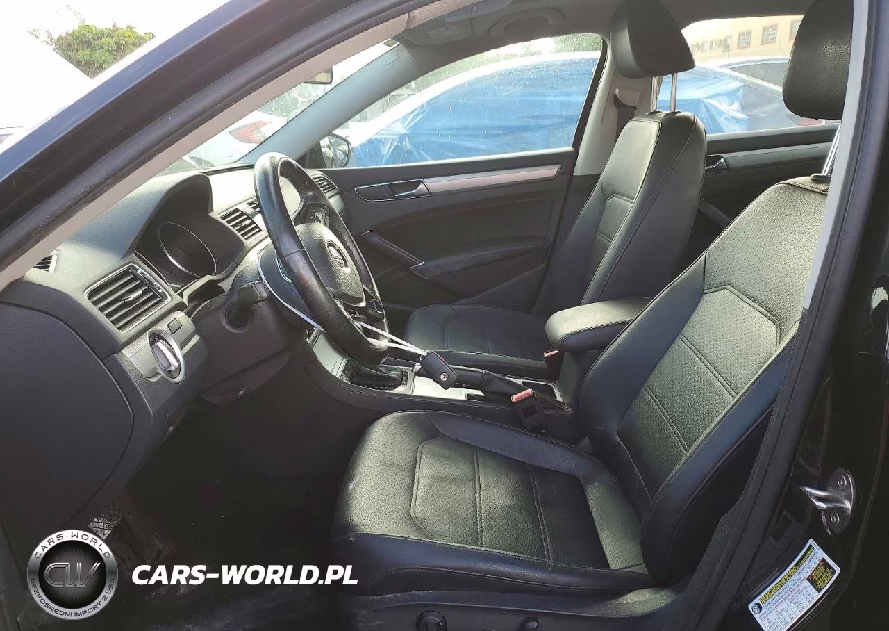 2019 Volkswagen Passat Wolfsburg VIN:1VWLA7A3XKC002350 - 7