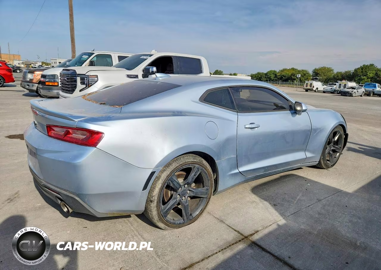 2018 Chevrolet Camaro Lt VIN:1G1FD1RS5J0137003 - 3