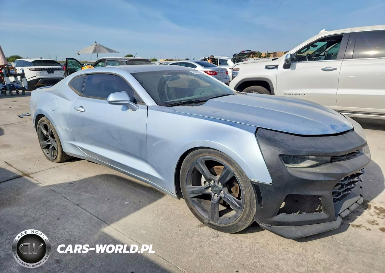 2018 Chevrolet Camaro Lt VIN:1G1FD1RS5J0137003 - 4