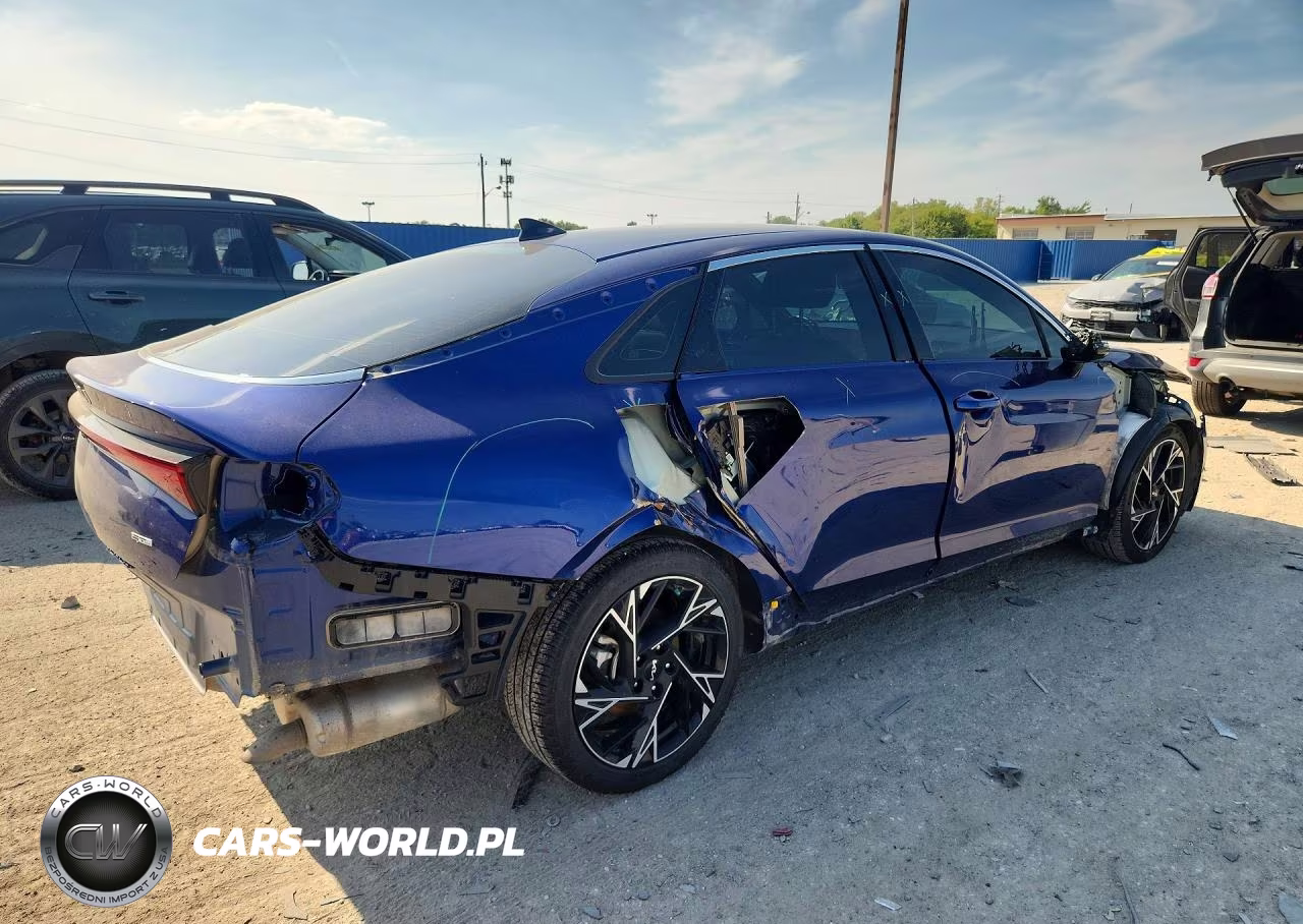 2025 Kia K5 Gt Line VIN:KNAG64J79S5304348 - 3