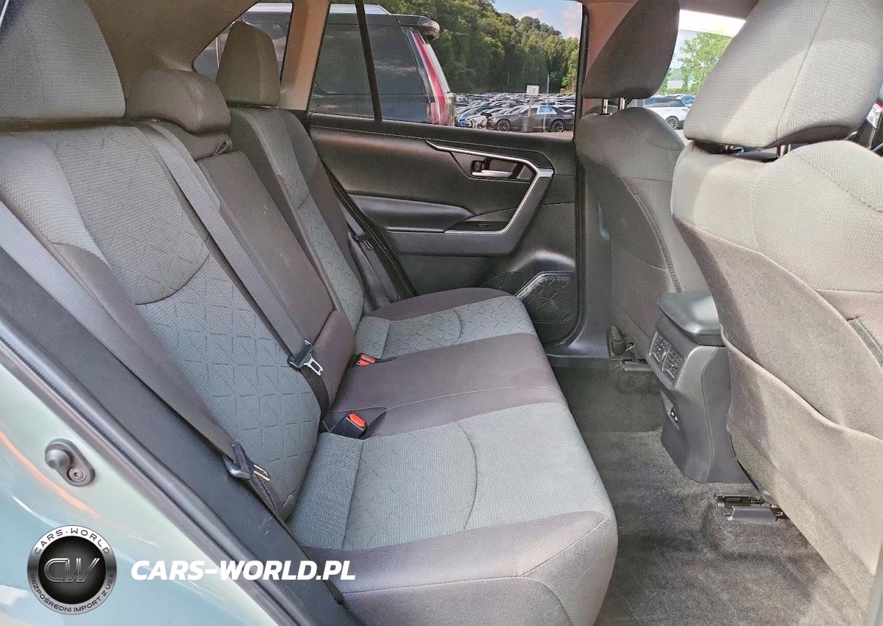 2023 Toyota Rav4 Xle VIN:2T3P1RFV9PW365706 - 10