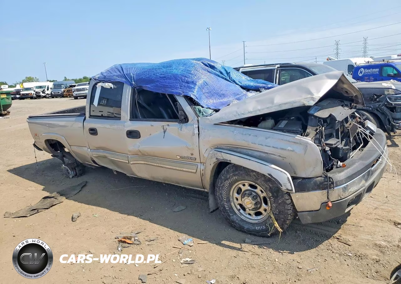 2005 Chevrolet Silverado K1500 Heavy Duty VIN:1GCGK13U25F909407 - 4