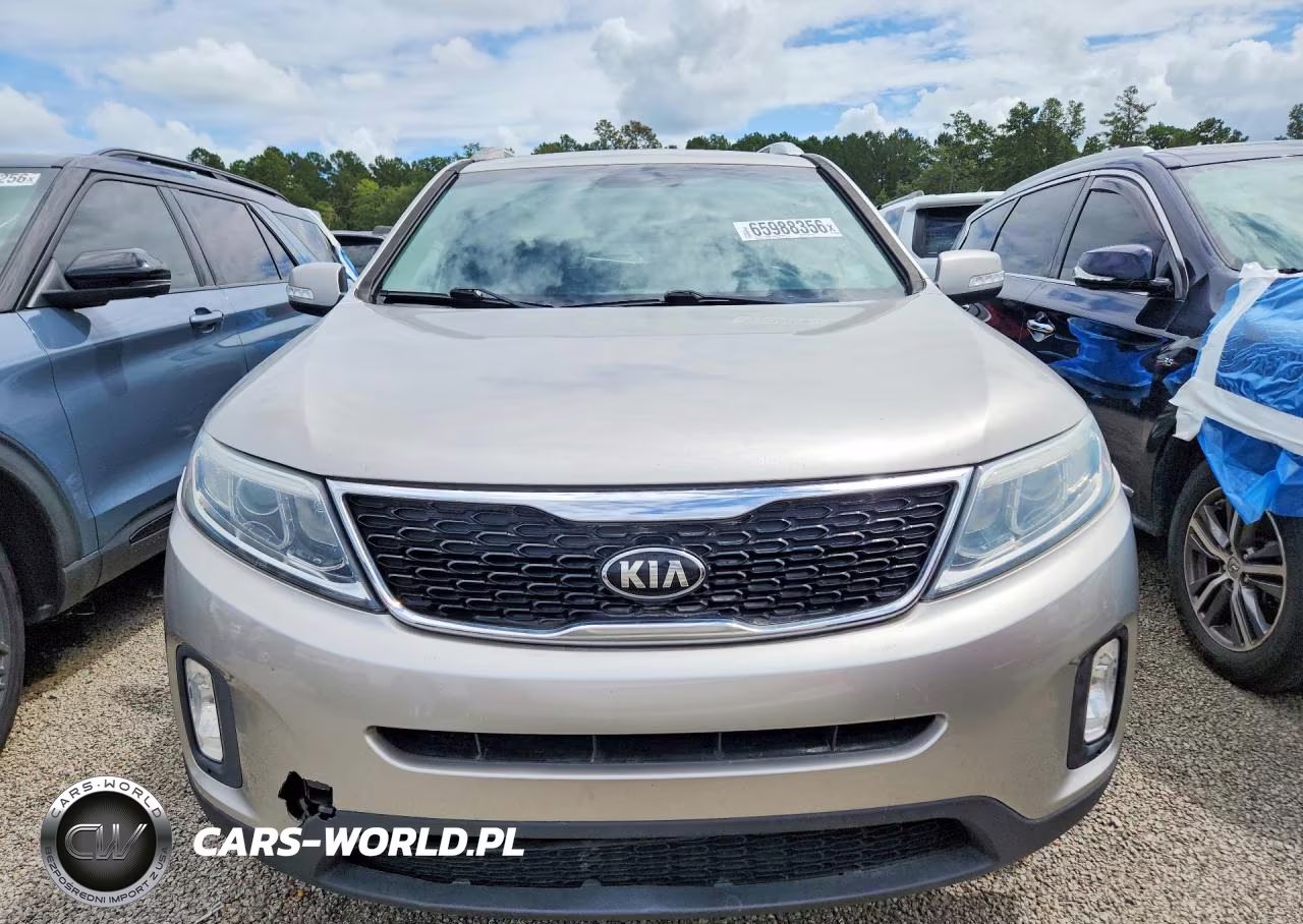 2015 Kia Sorento Lx VIN:5XYKTCA61FG628138 - 5