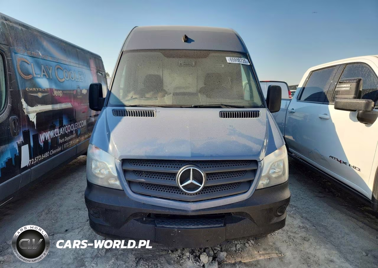 2018 Mercedes-Benz Sprinter 2500 VIN:WD3PE7CD0JP643510 - 5