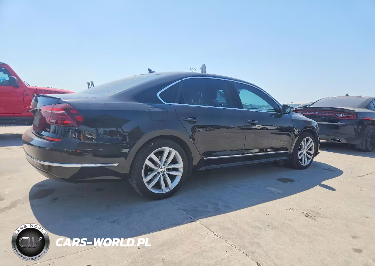2018 Volkswagen Passat Sel Premium VIN:1VWCA7A31JC017222 - 3