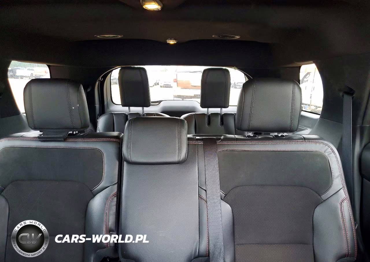 2018 Ford Explorer Xlt VIN:1FM5K7D84JGB07114 - 10
