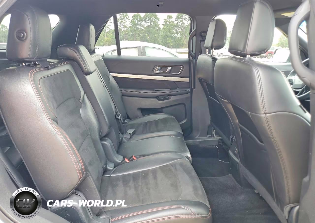 2018 Ford Explorer Xlt VIN:1FM5K7D84JGB07114 - 11