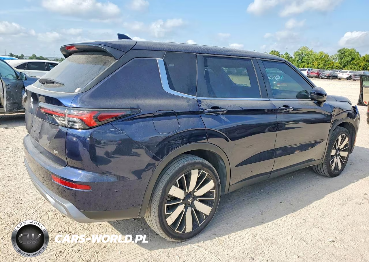 2025 Mitsubishi Outlander Se VIN:JA4J3VA84SZ020483 - 3