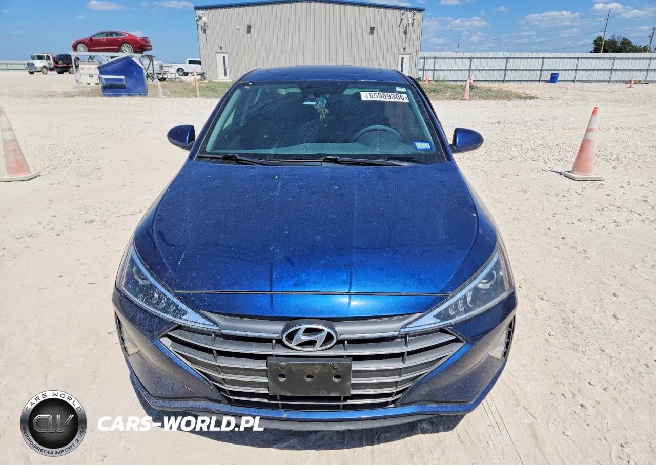 2019 Hyundai Elantra Value Edition VIN:5NPD84LF7KH453264 - 5