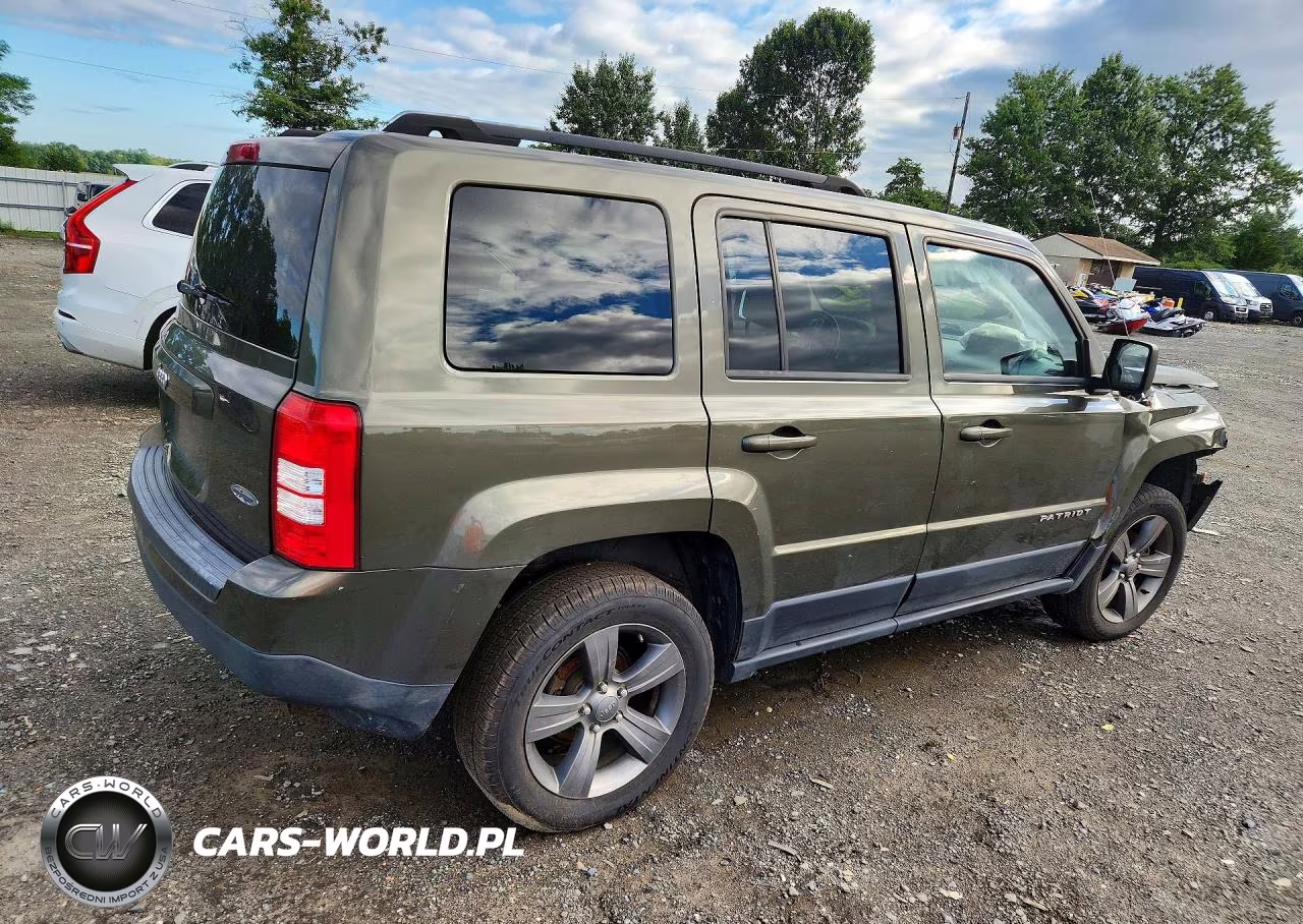 2015 Jeep Patriot Latitude VIN:1C4NJRFB6FD291797 - 3