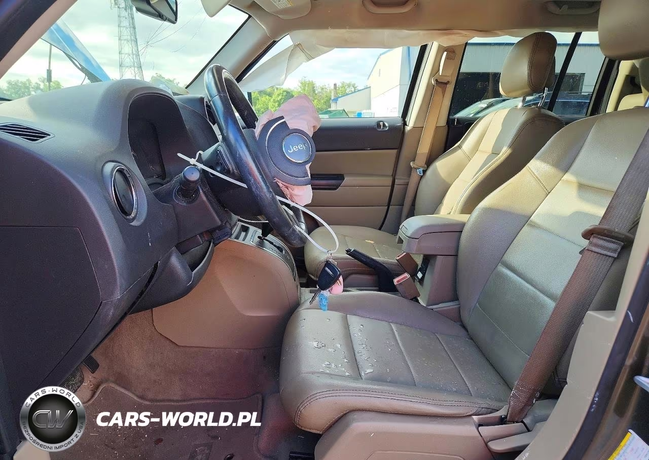 2015 Jeep Patriot Latitude VIN:1C4NJRFB6FD291797 - 7